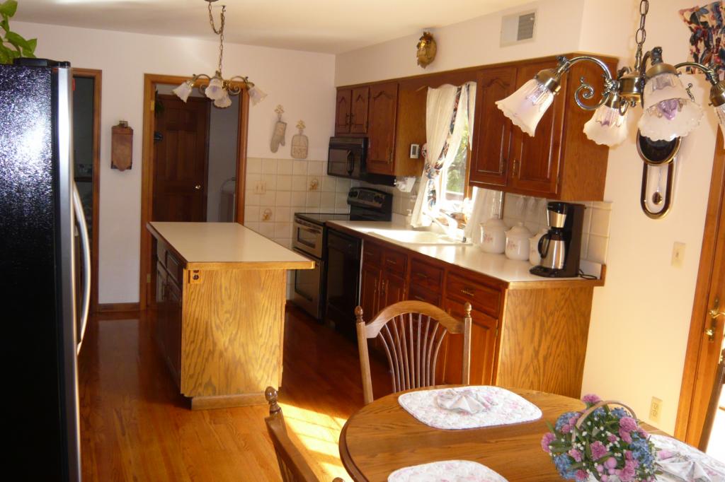 20 EDGEMERE TER