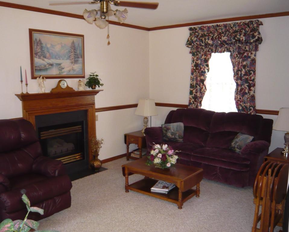 20 EDGEMERE TER
