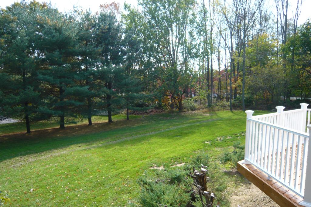 20 EDGEMERE TER