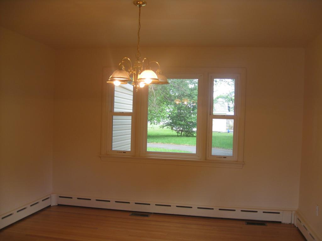 320 RARITAN AVE