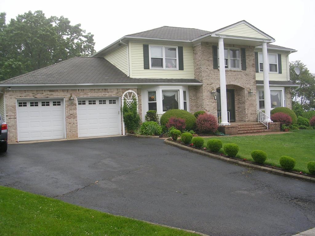 MLS #/Web ID: 2686486