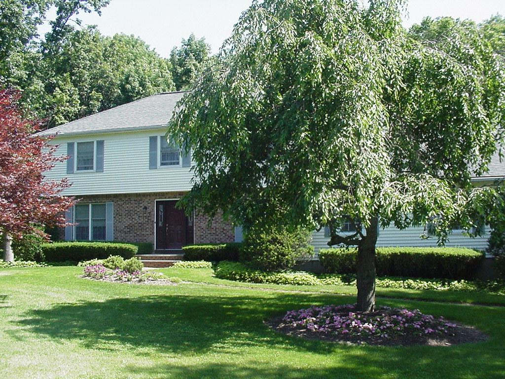 7 THORNlOT RD