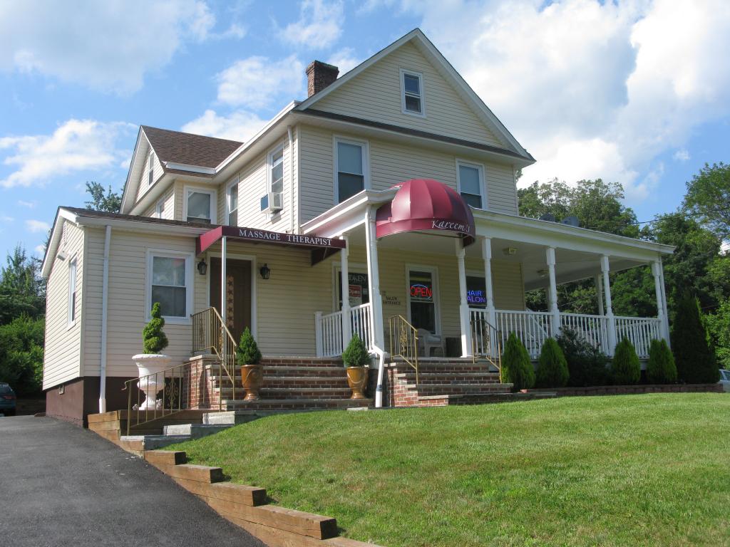 12 OAK RIDGE RD