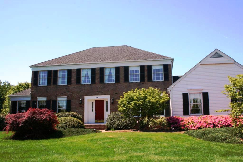 MLS #/Web ID: 2703786