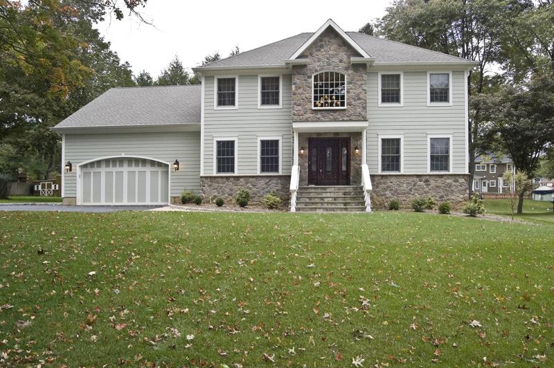 35 CIRCLE RD