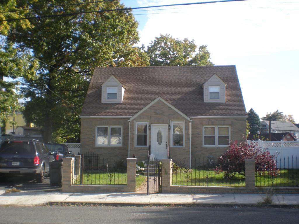 MLS #/Web ID: 2722986