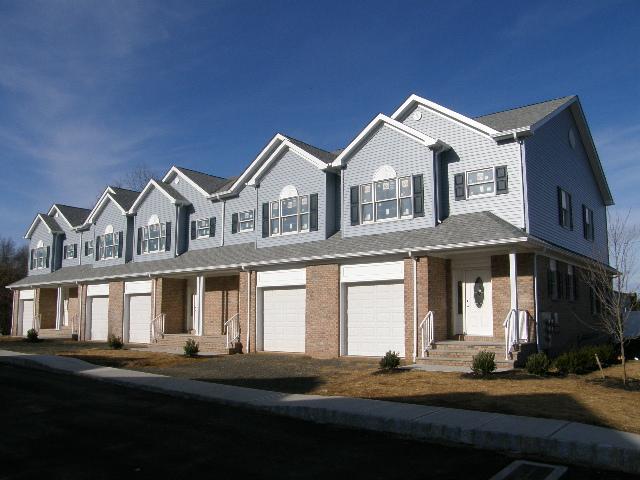 MLS #/Web ID: 2624387