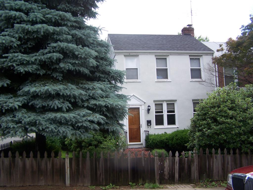MLS #/Web ID: 2690287