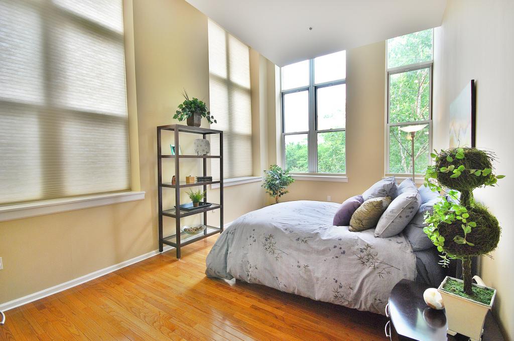 MLS #/Web ID: 2690887