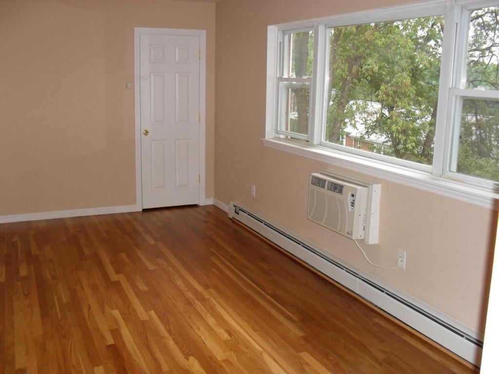 MLS #/Web ID: 2702387