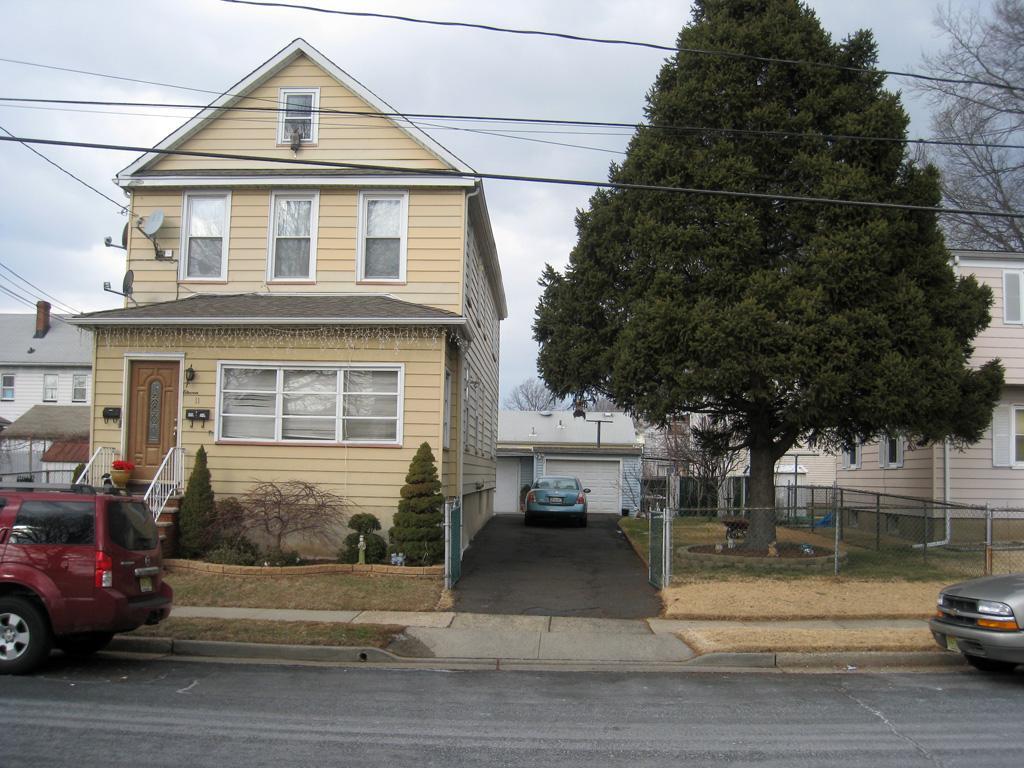 11 13th Street