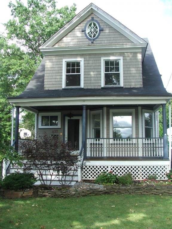 437 MOUNTAIN AVE