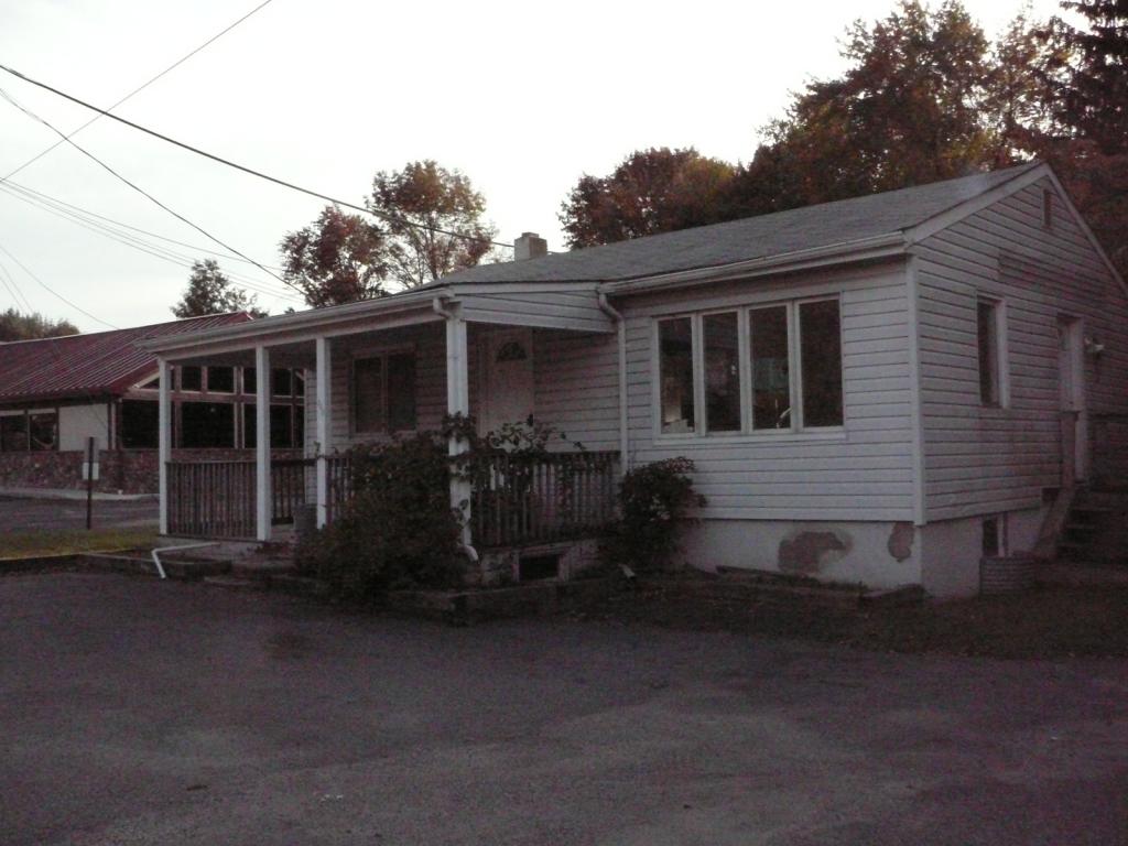 243 ROUTE 206