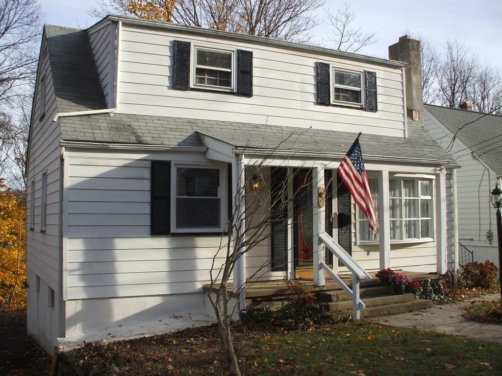 MLS #/Web ID: 2726287