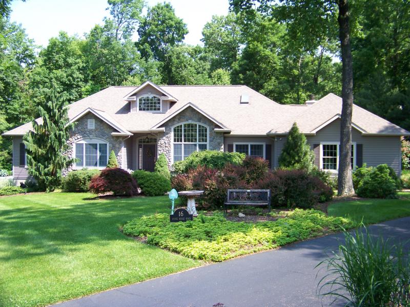 16 STONE RIDGE ROAD
