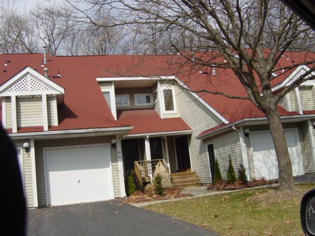 MLS #/Web ID: 2695188