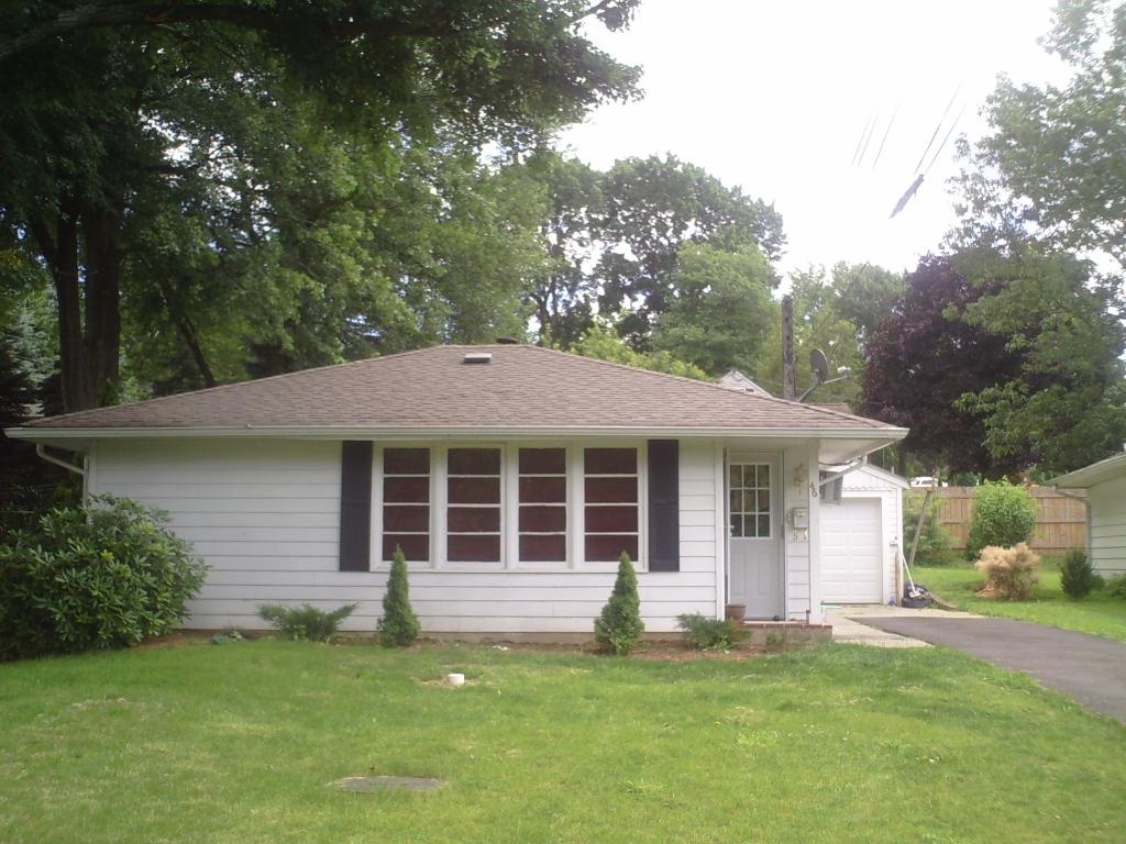 MLS #/Web ID: 2697188