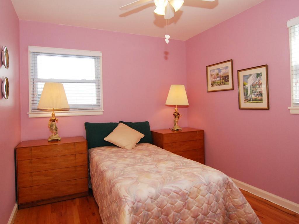 MLS #/Web ID: 2701688