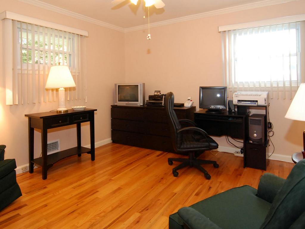 MLS #/Web ID: 2701688