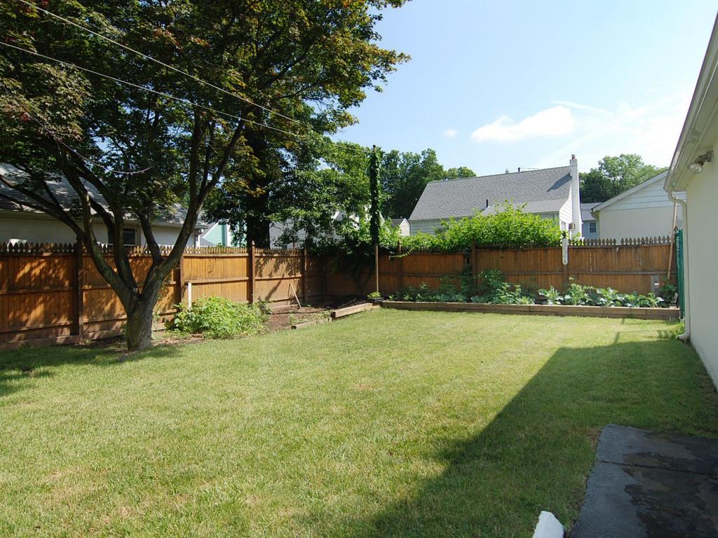 MLS #/Web ID: 2701688
