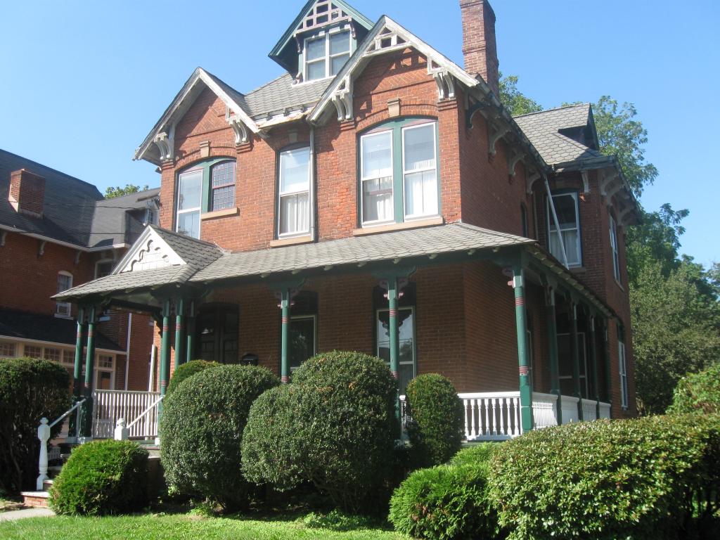 126 West High Street