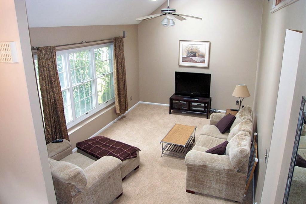 MLS #/Web ID: 2712388