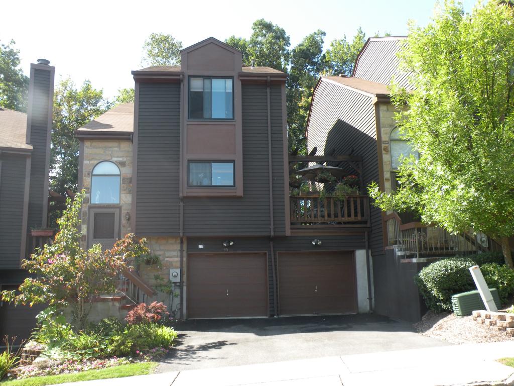 MLS #/Web ID: 2713488