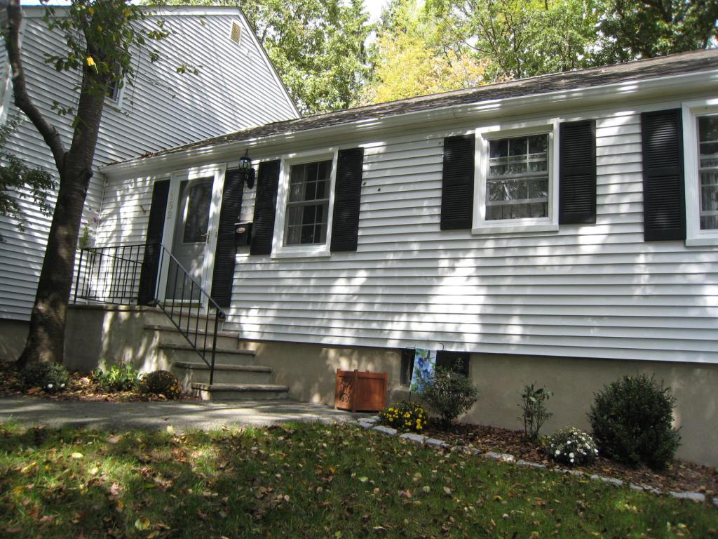 MLS #/Web ID: 2716788