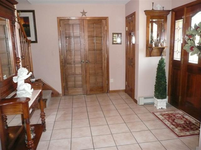 12 VALLEY VIEW LN