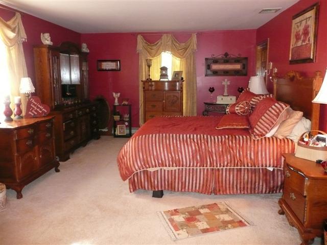 12 VALLEY VIEW LN
