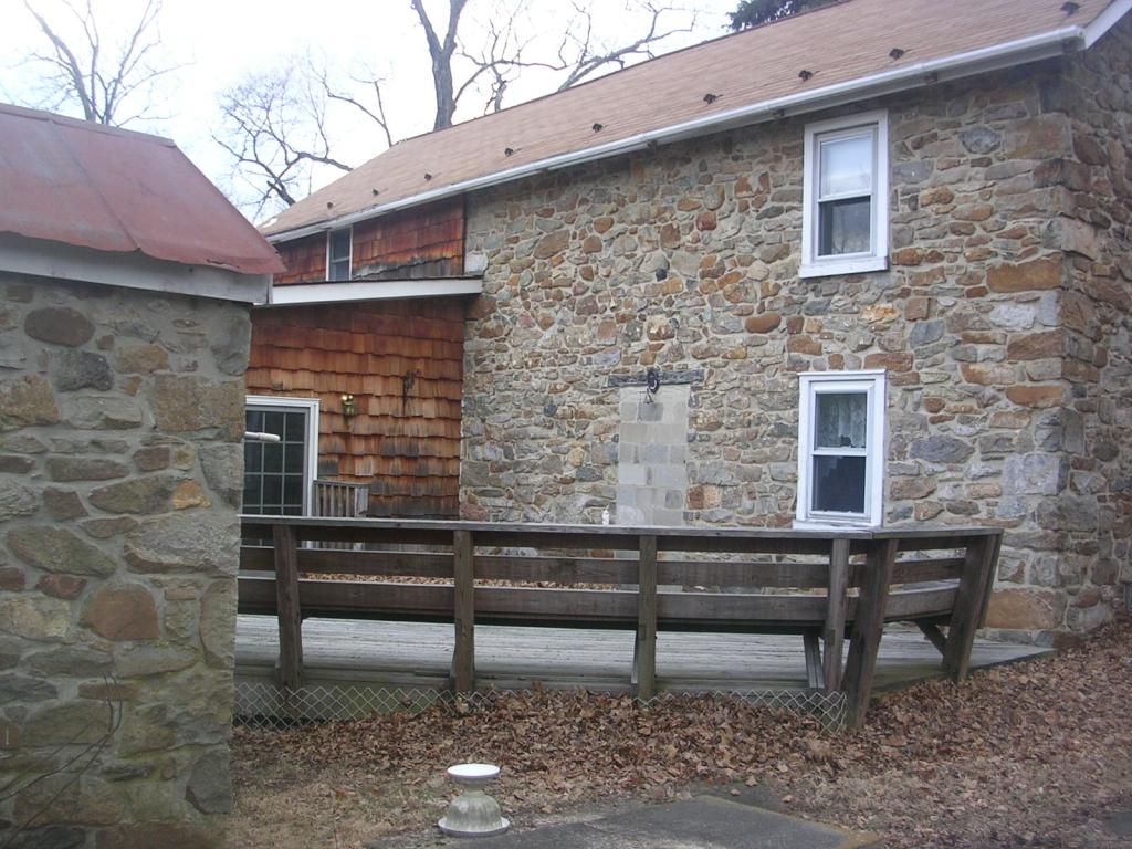 MLS #/Web ID: 2646489