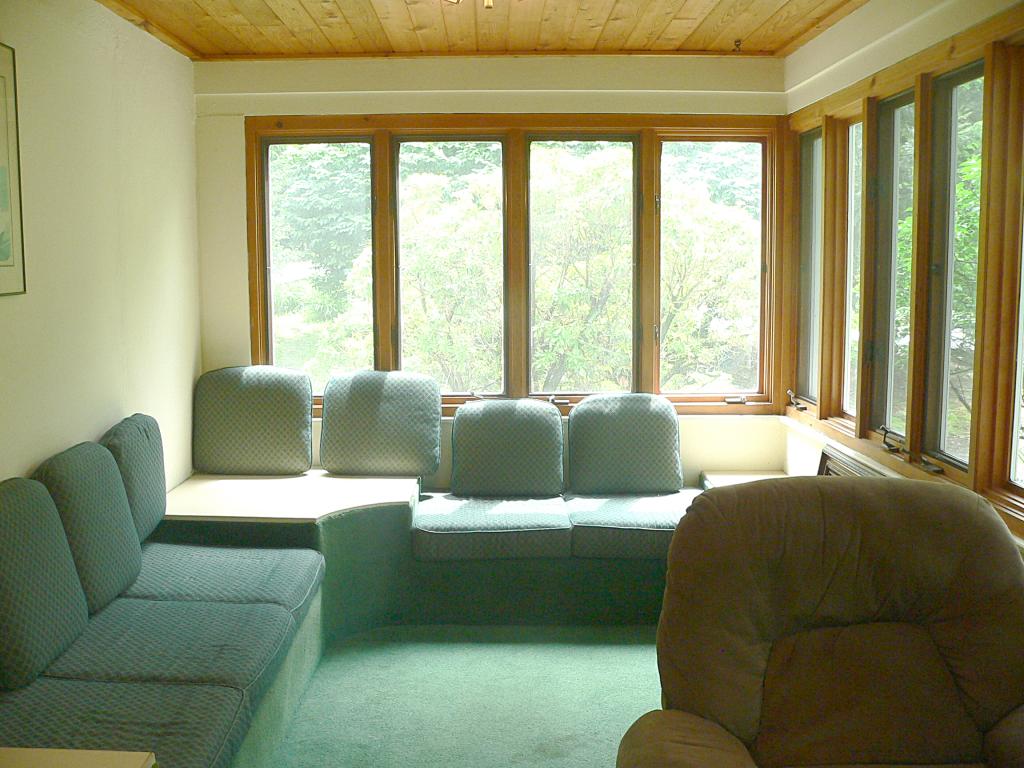 MLS #/Web ID: 2686589