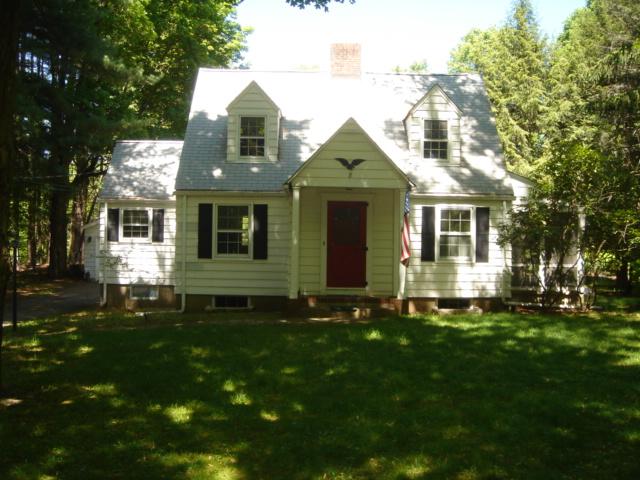 8 WEST RD