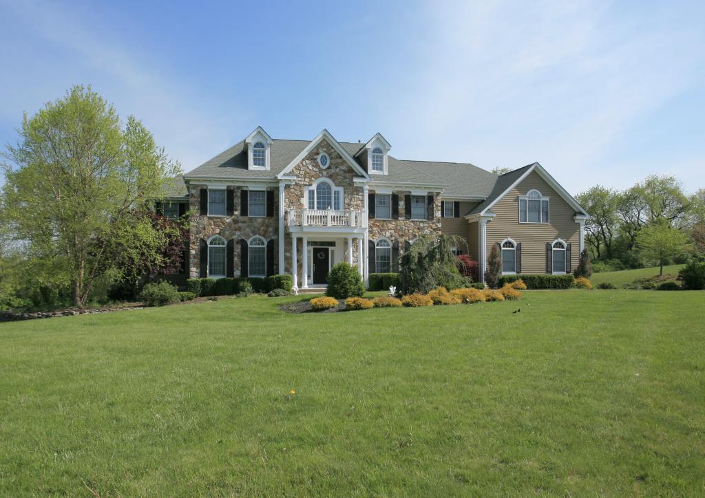 7 Charles Court