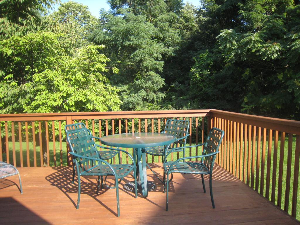 MLS #/Web ID: 2703689