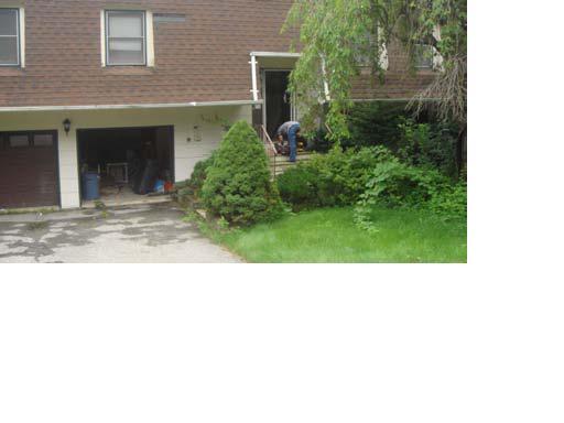 35 WILLIAM DR
