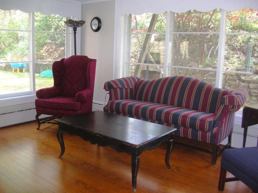 485 E SHORE TRL