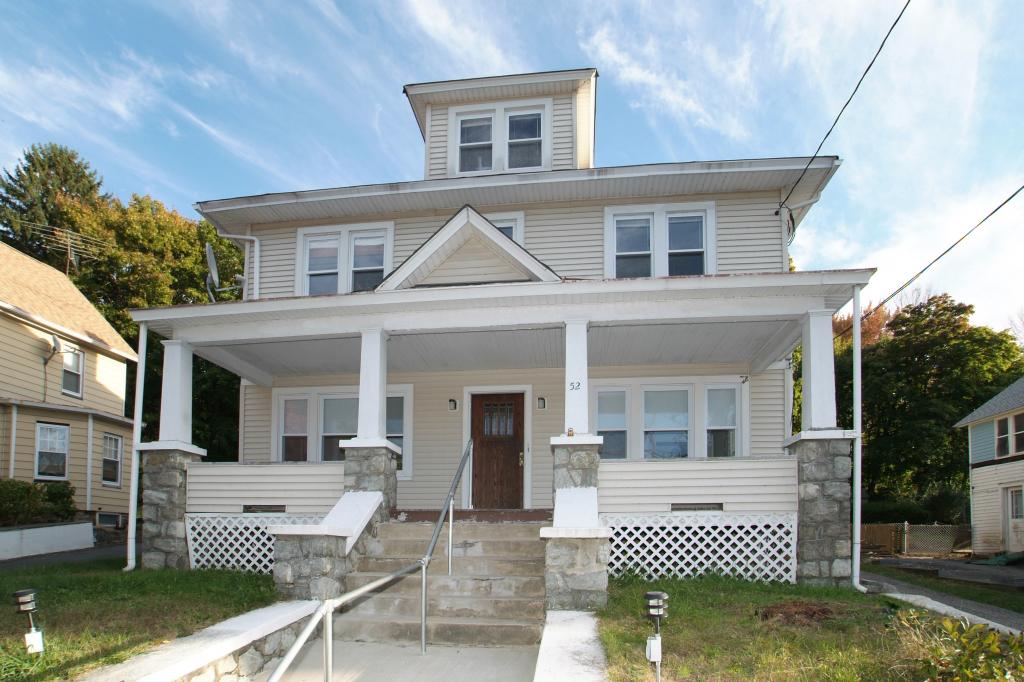 52 ALLEN ST