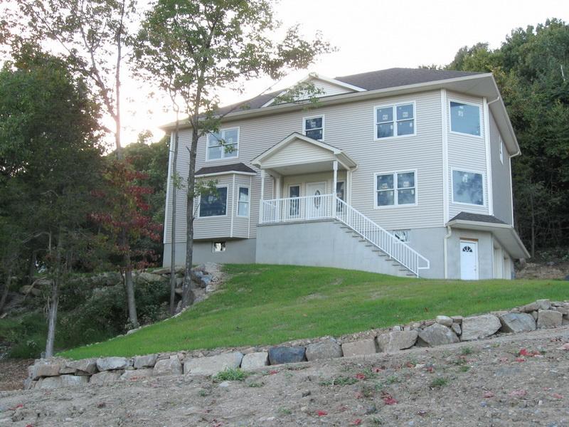2 VAN BLARCOM CT