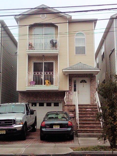 MLS #/Web ID: 2721589