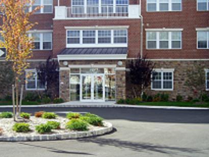 MLS #/Web ID: 2721689