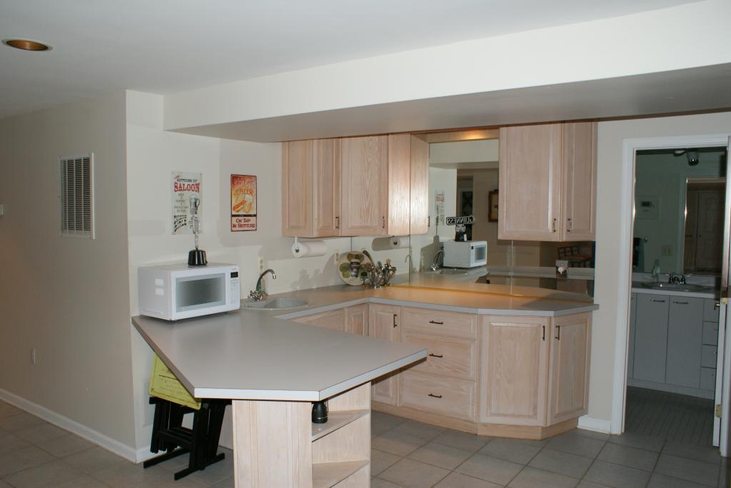 8 BRIARCLIFF TER