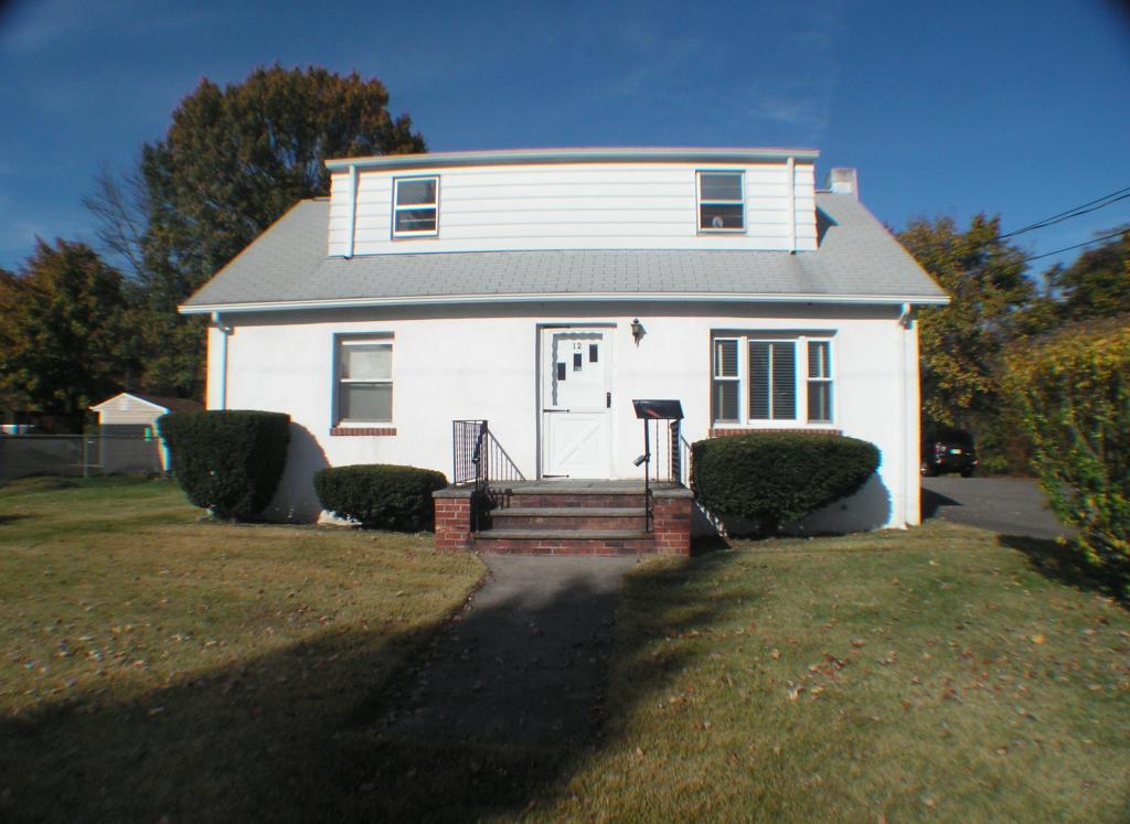 MLS #/Web ID: 2724089