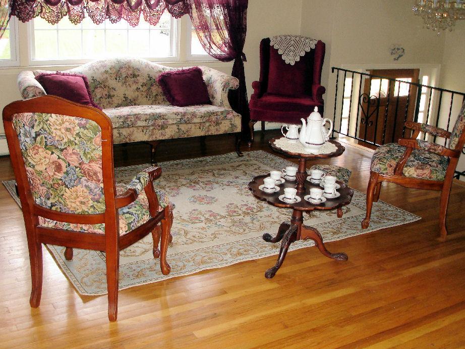 MLS #/Web ID: 2725689