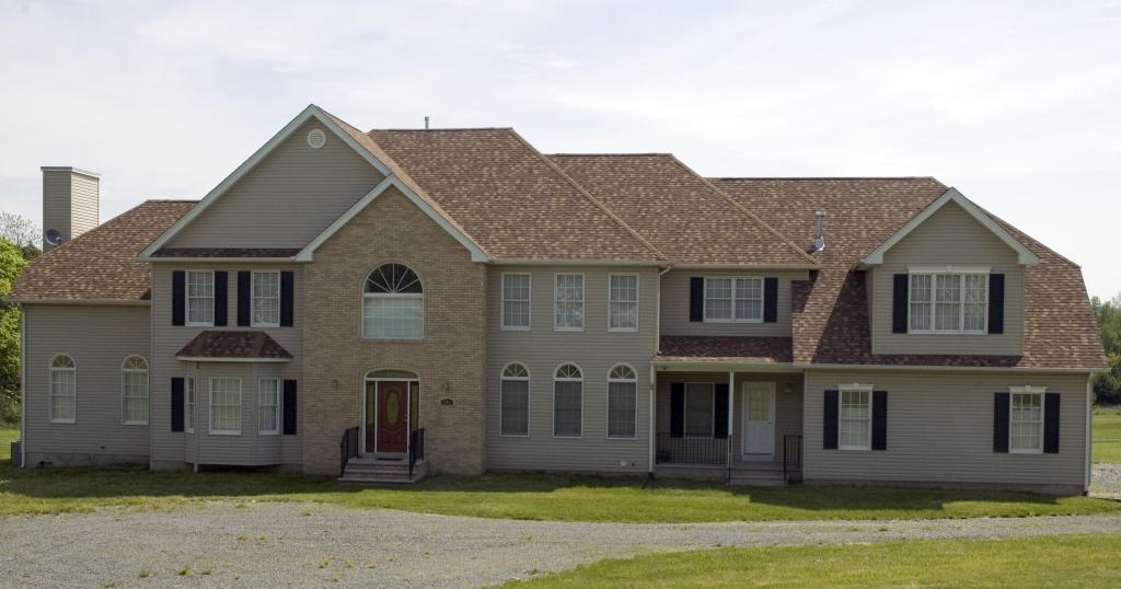 MLS #/Web ID: 2632290