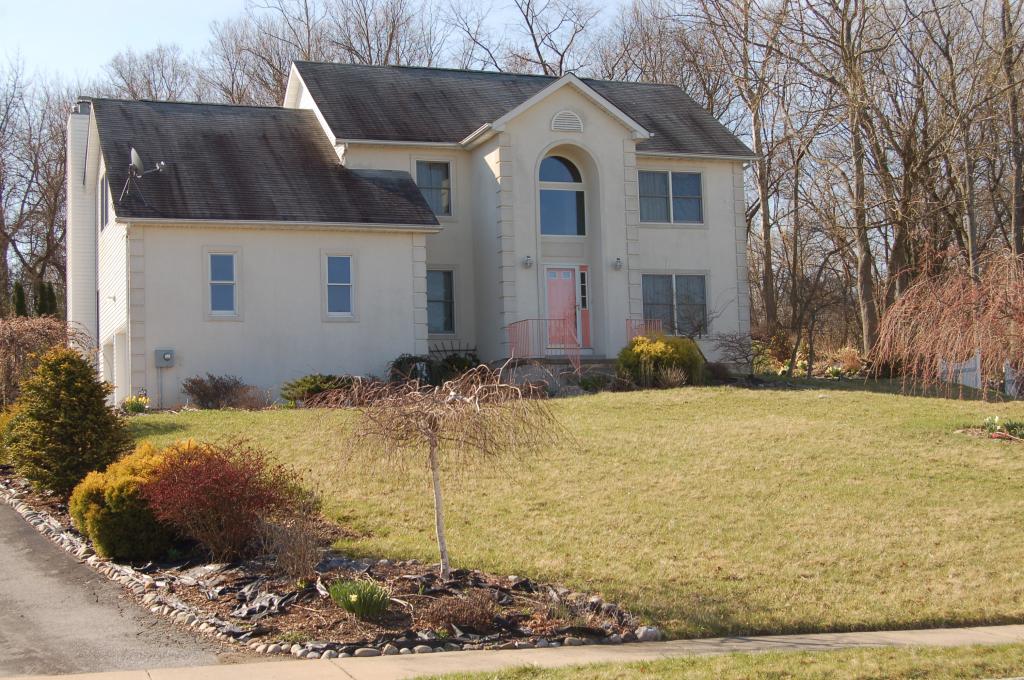 MLS #/Web ID: 2642390