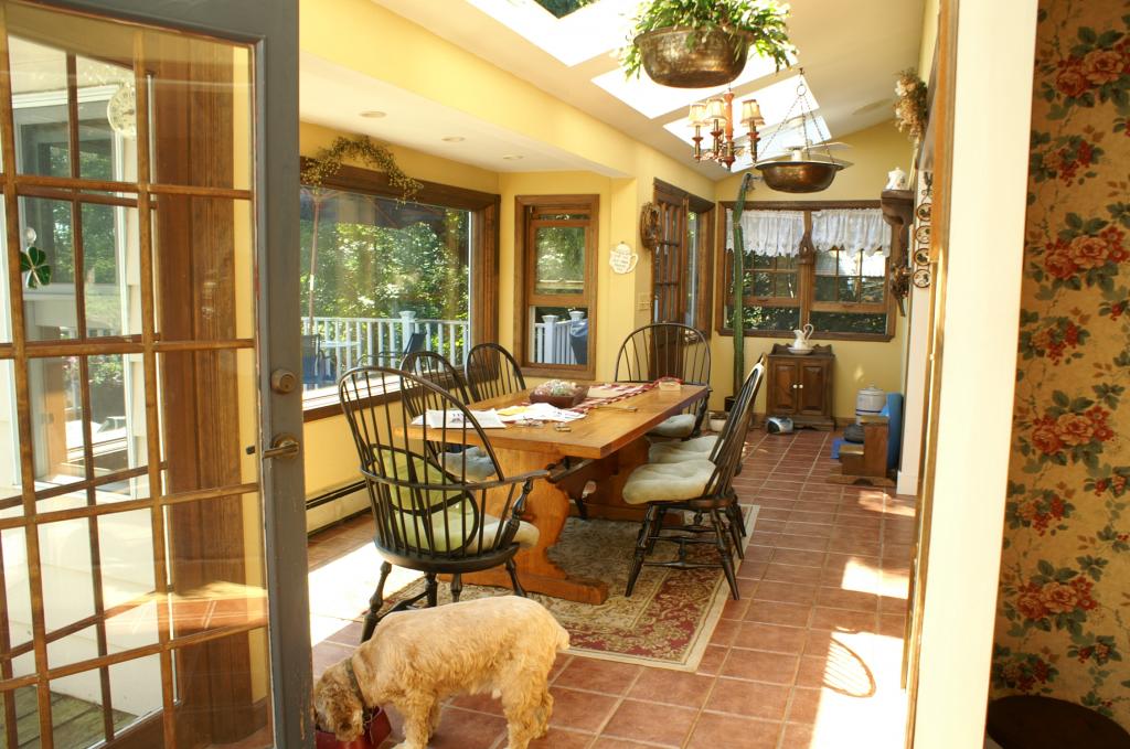 MLS #/Web ID: 2703190