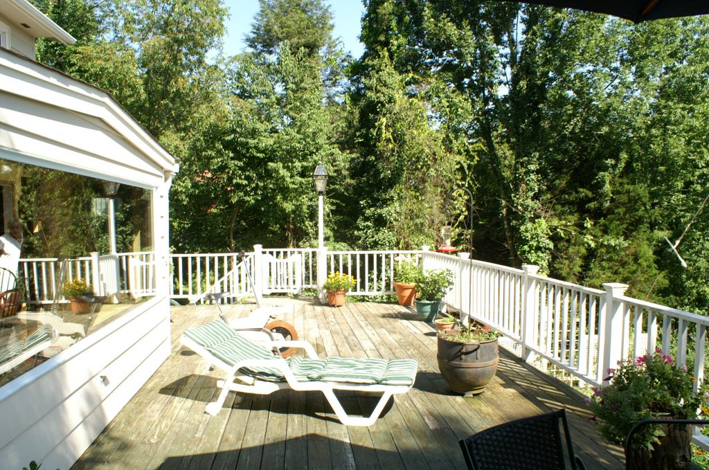 MLS #/Web ID: 2703190