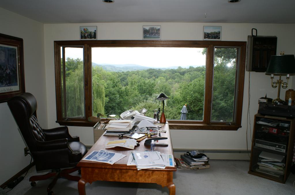 MLS #/Web ID: 2703190