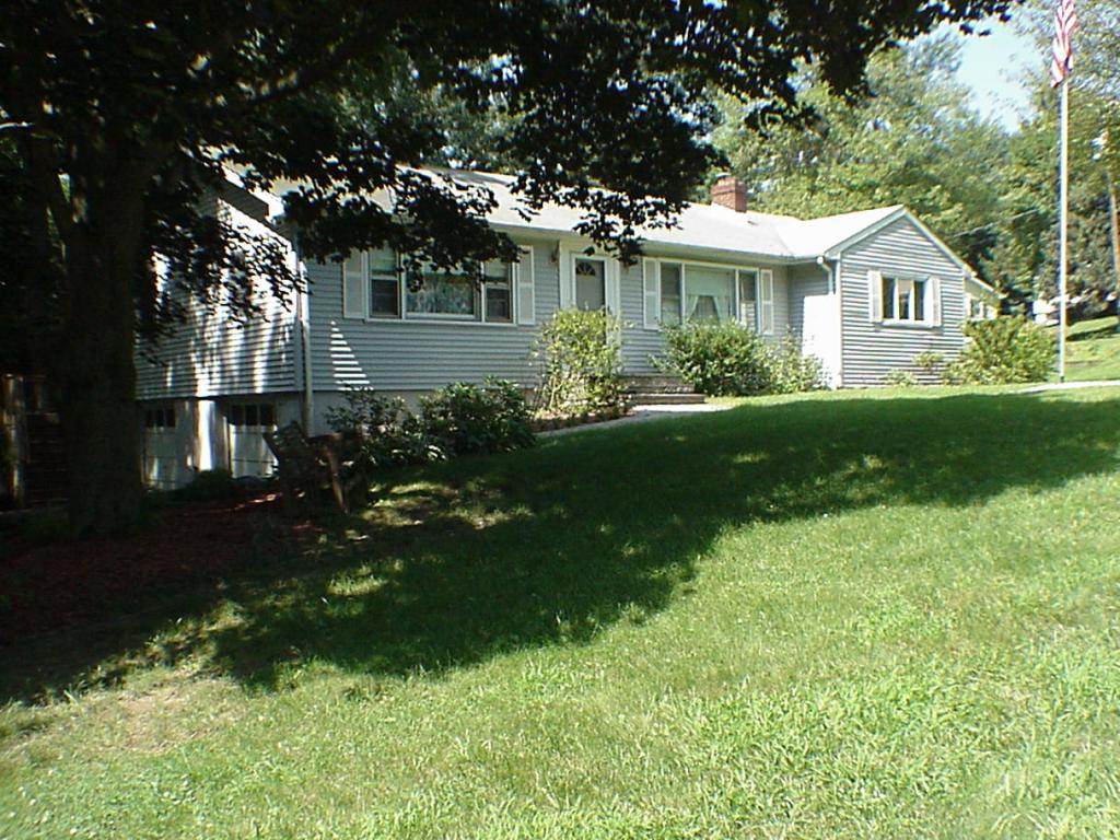 10 Pleasant Valley Road